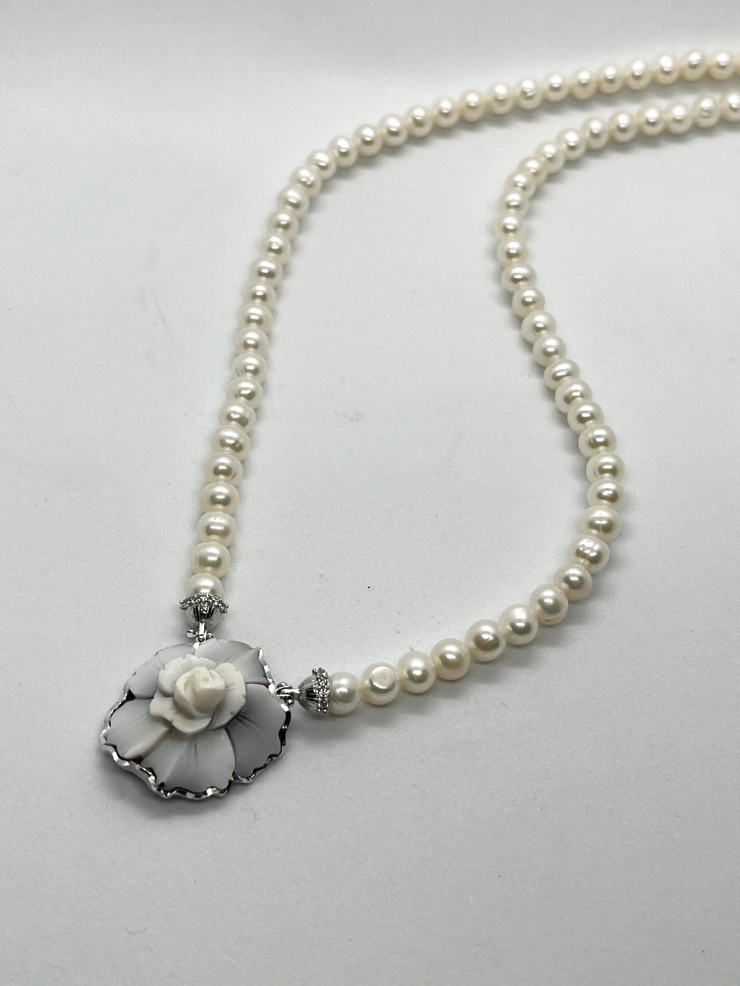 Collana Perle & Cameo - Fiore